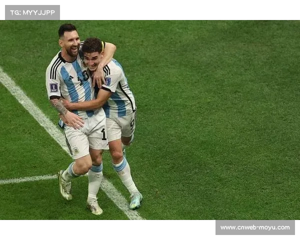 阿尔瓦雷斯马竞处子赛季表现亮眼，巴萨强挖传闻不断